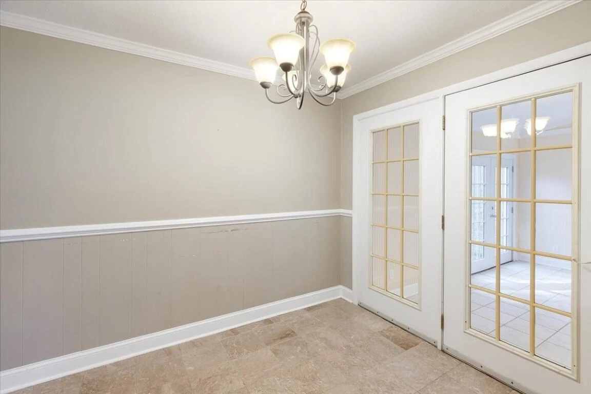 5661 Owens RD - Photo 40