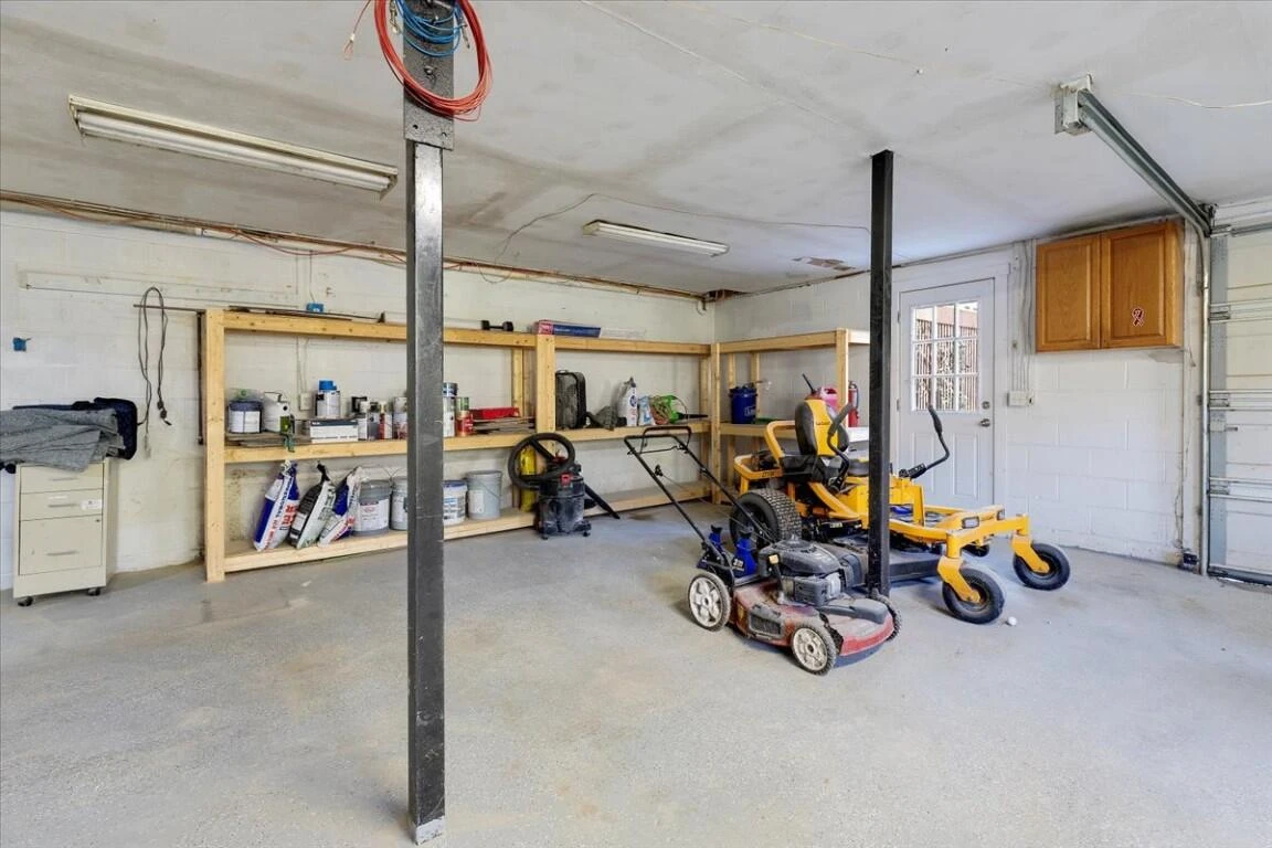 5661 Owens RD - Photo 69