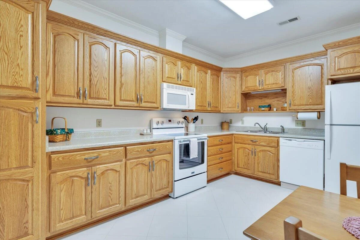 3050 McVitty Forest DR #106 - Photo 13