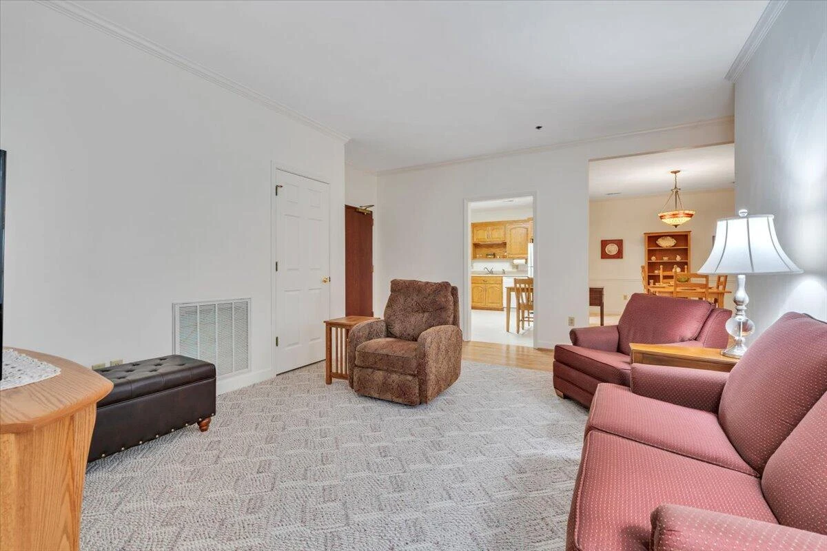 3050 McVitty Forest DR #106 - Photo 4