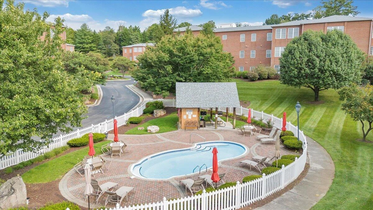3050 McVitty Forest DR #106 - Photo 50