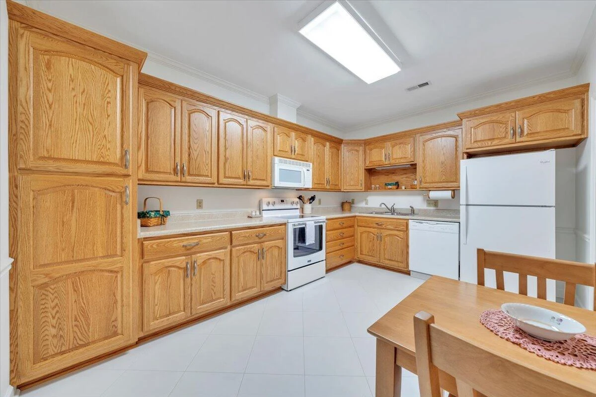 3050 McVitty Forest DR #106 - Photo 9