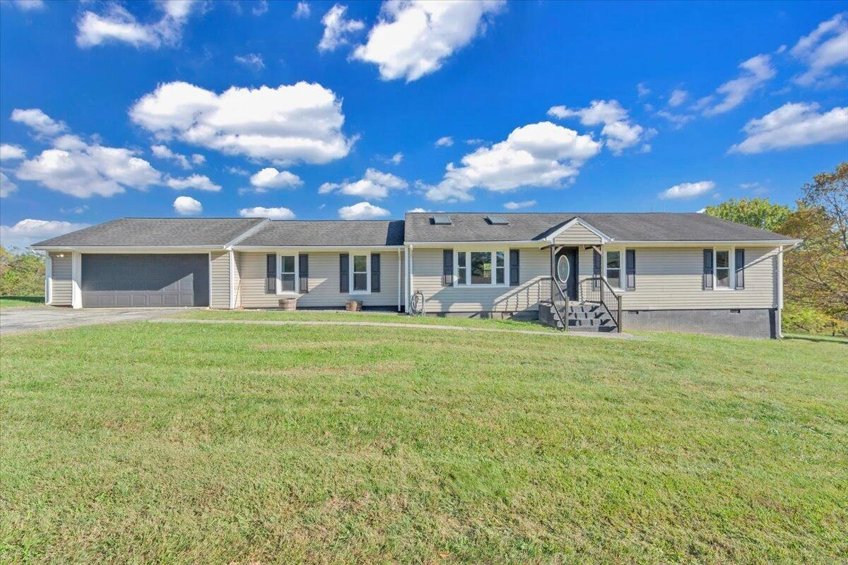 282 Lakeview DR