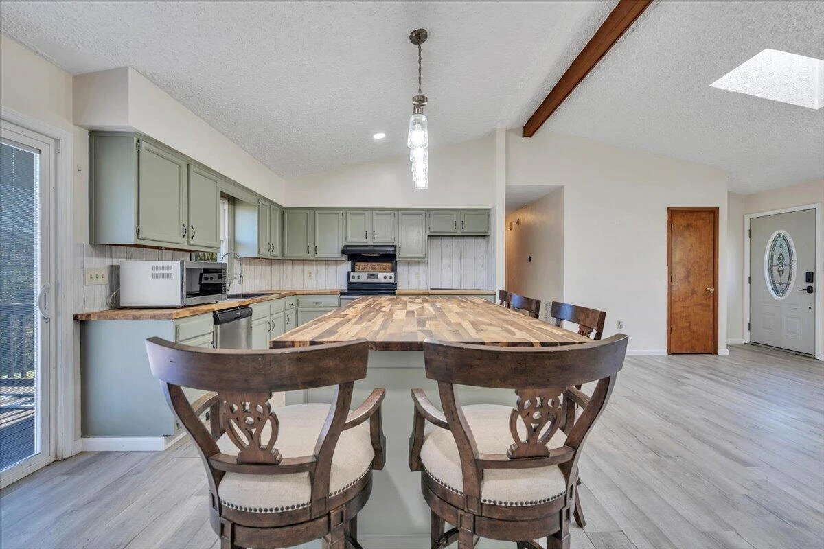 282 Lakeview DR - Photo 10
