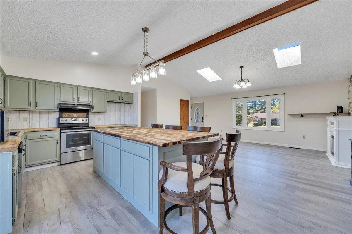 282 Lakeview DR - Photo 11