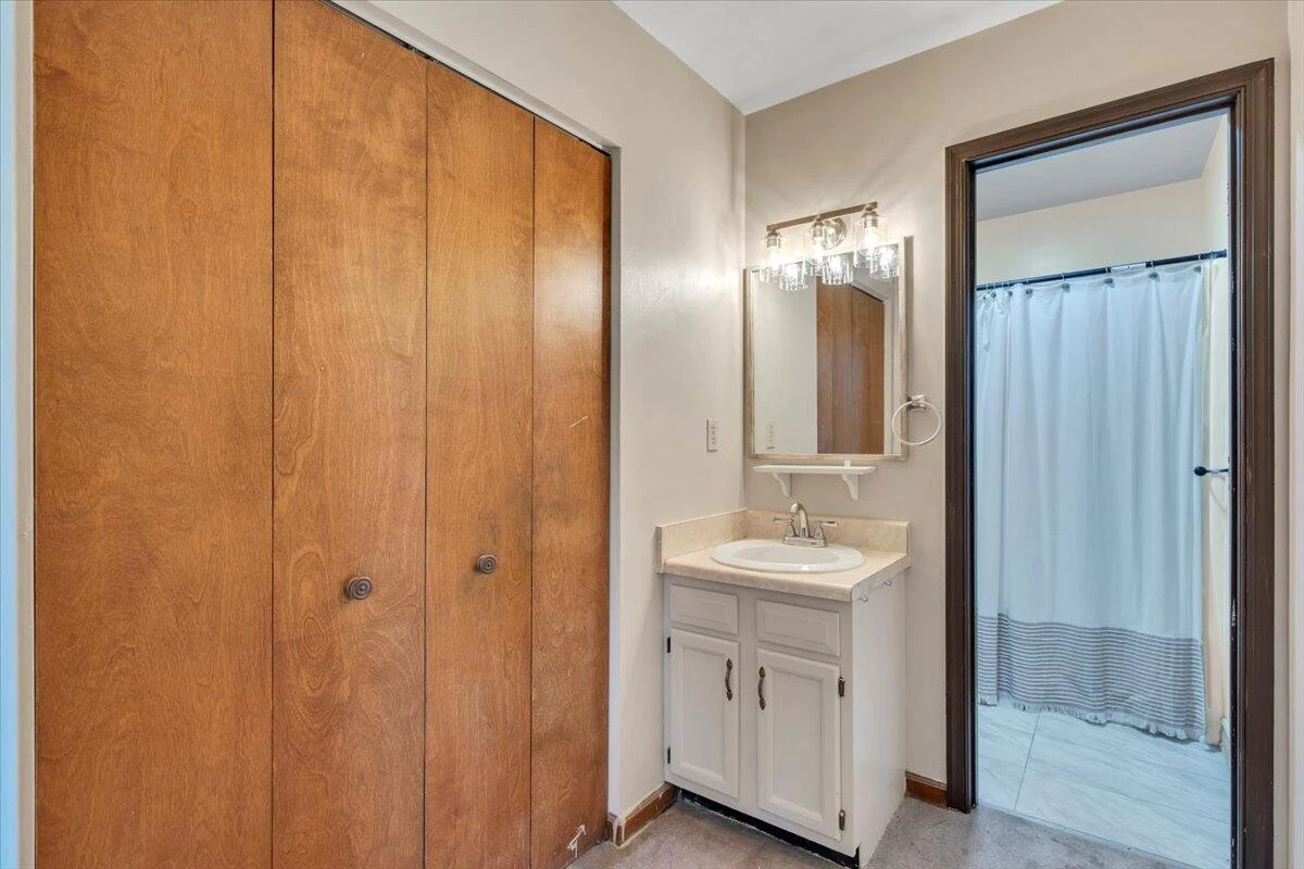 282 Lakeview DR - Photo 18