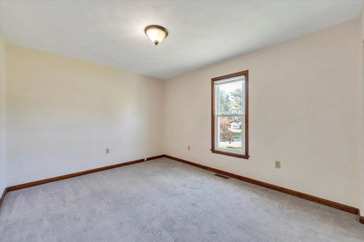 282 Lakeview DR - Photo 21
