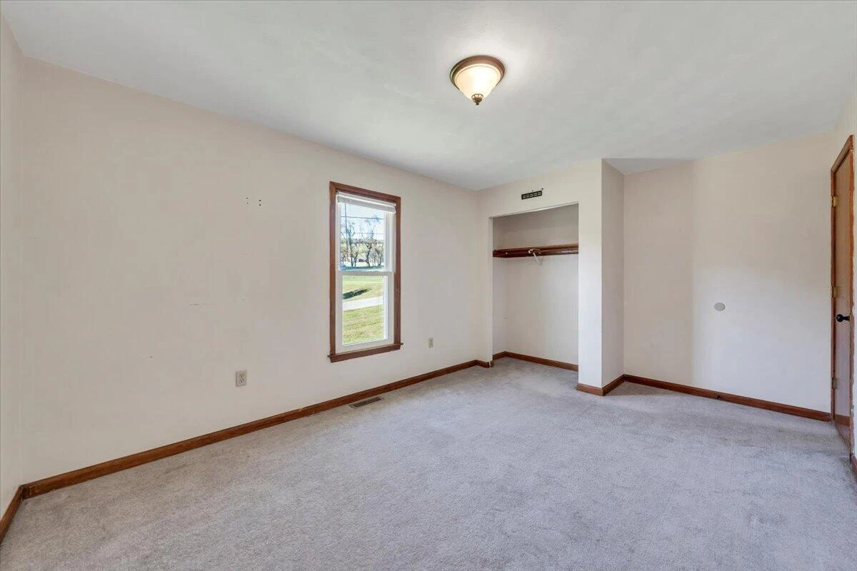 282 Lakeview DR - Photo 22