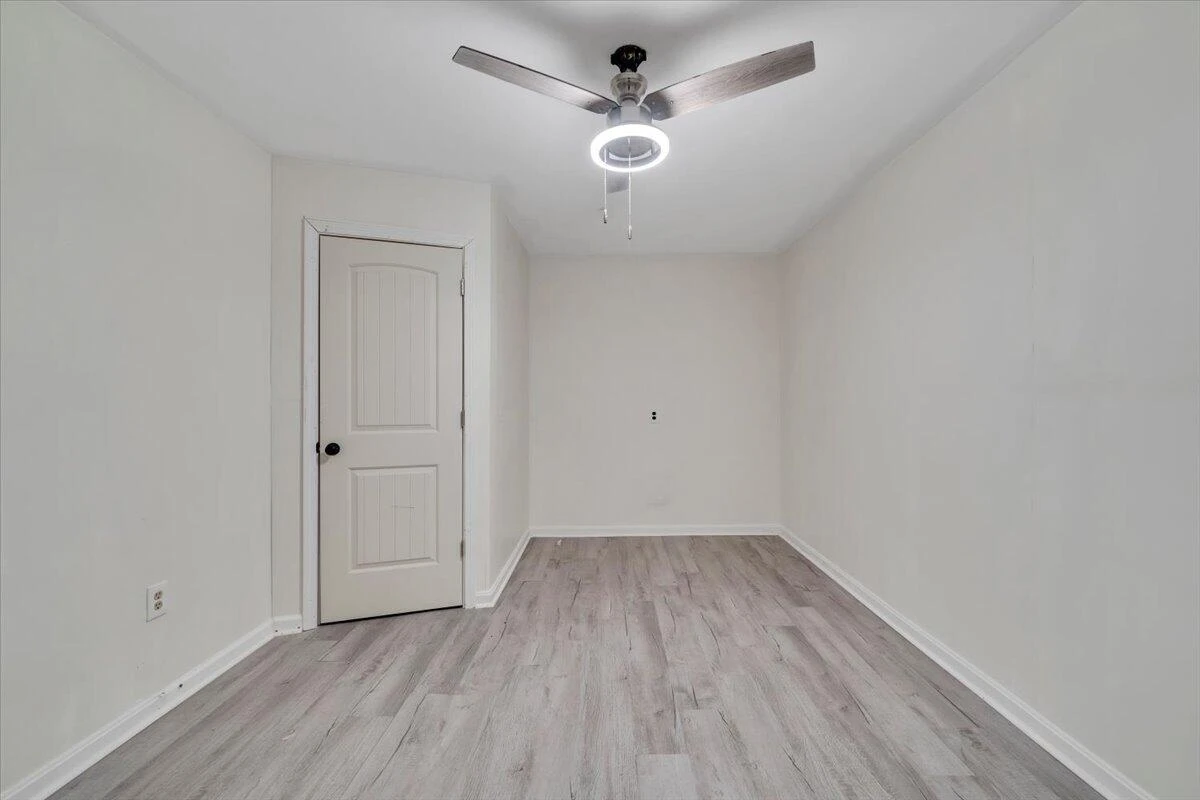 282 Lakeview DR - Photo 31