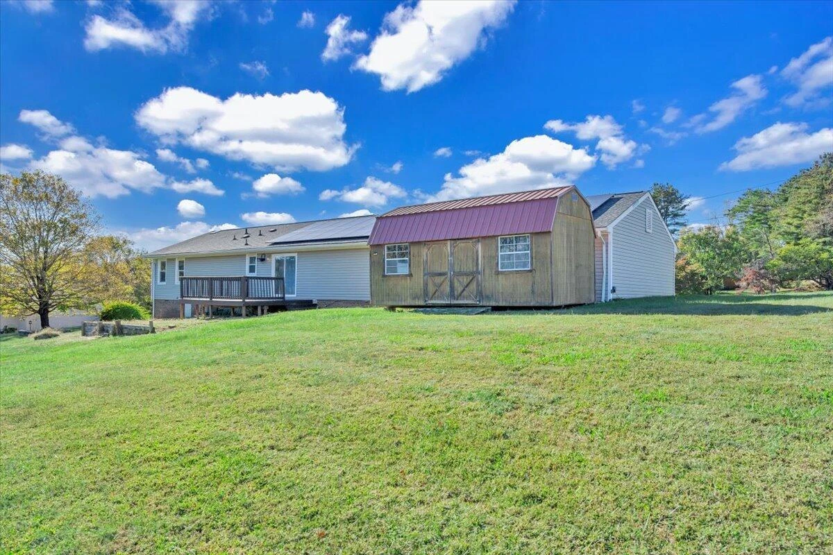 282 Lakeview DR - Photo 38