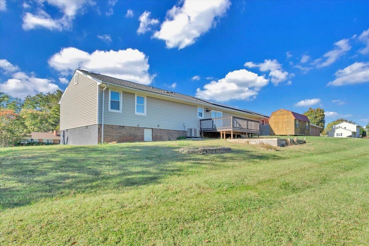 282 Lakeview DR - Photo 40