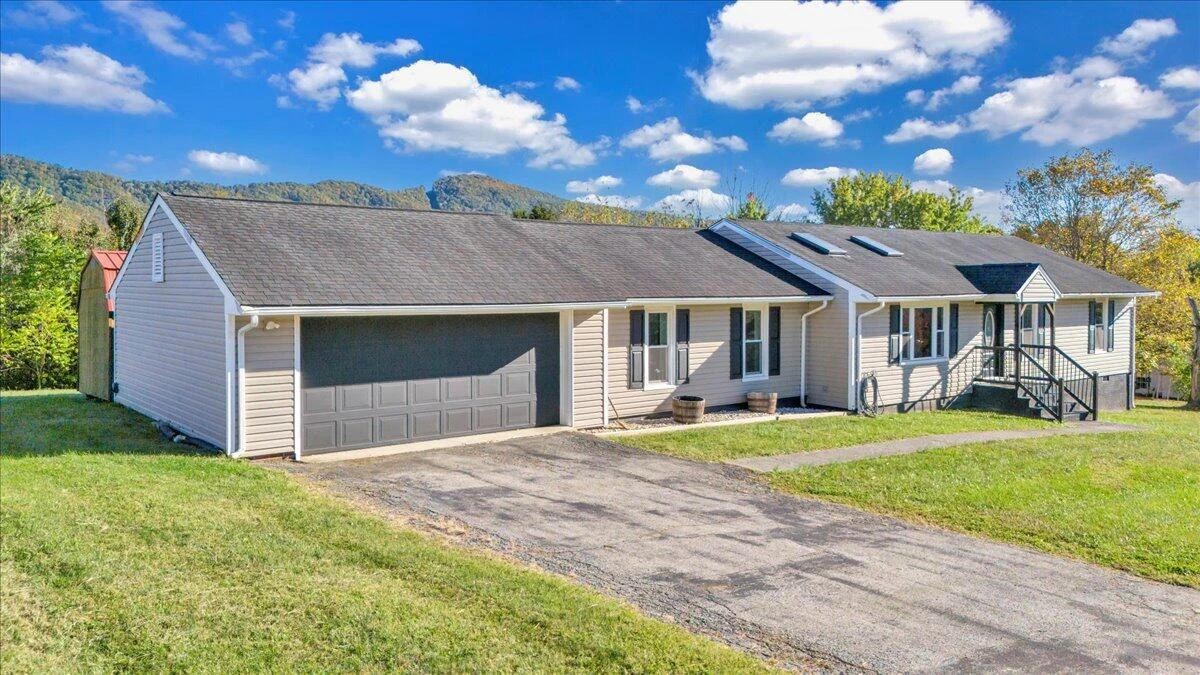 282 Lakeview DR - Photo 64