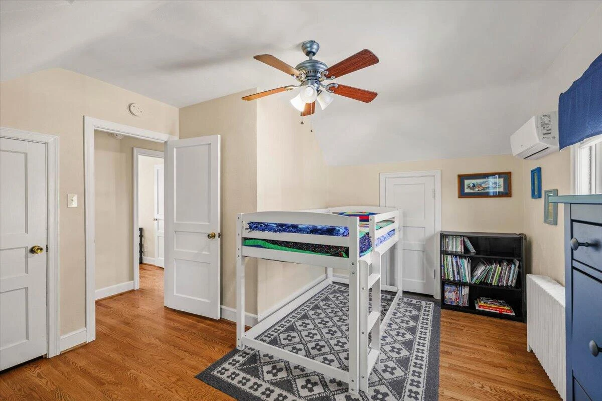 2232 Lincoln AVE SW - Photo 18