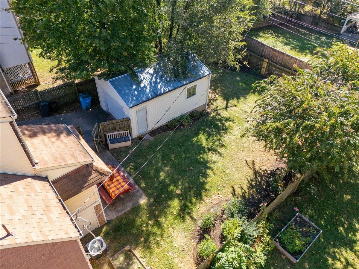 2232 Lincoln AVE SW - Photo 29