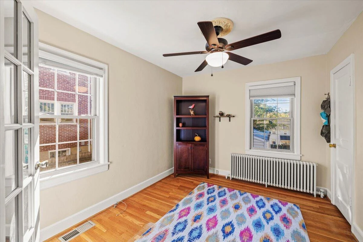 2232 Lincoln AVE SW - Photo 12