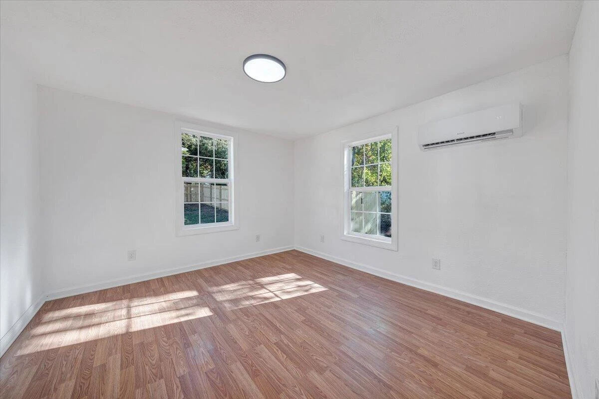 4031 Tennessee AVE NW - Photo 24