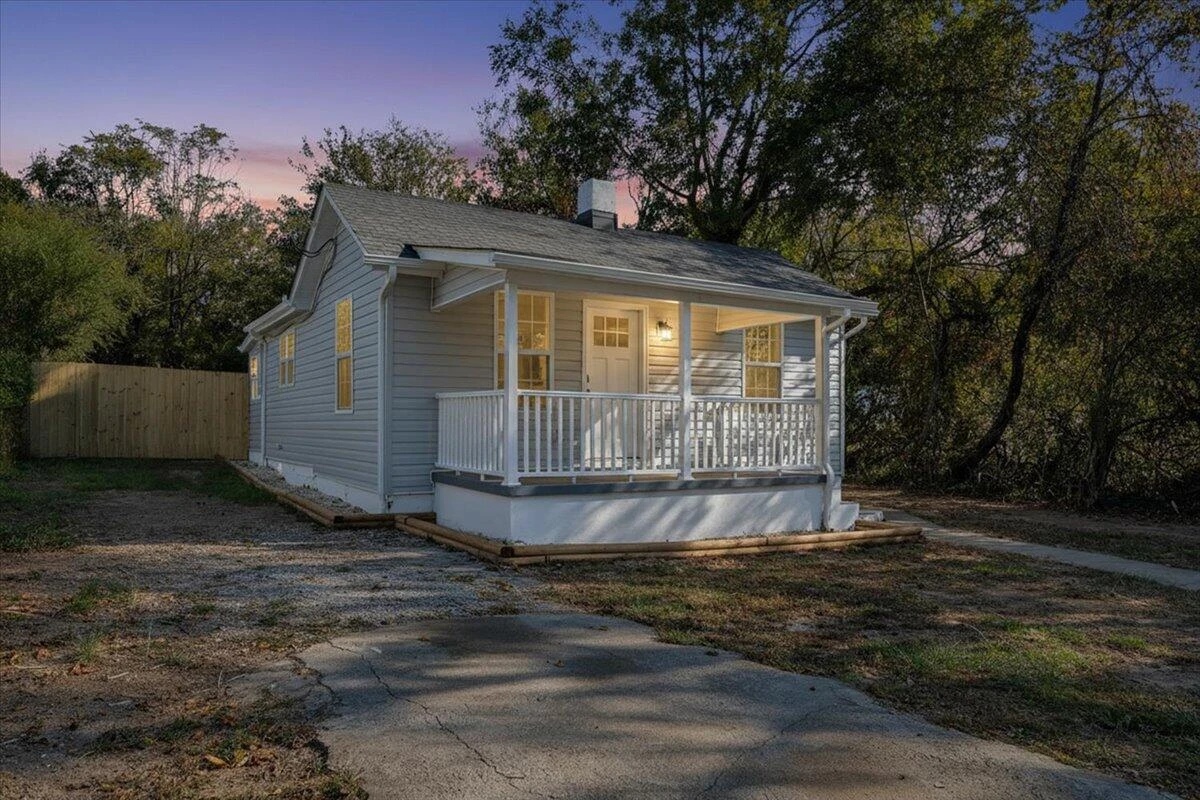 4031 Tennessee AVE NW - Photo 4