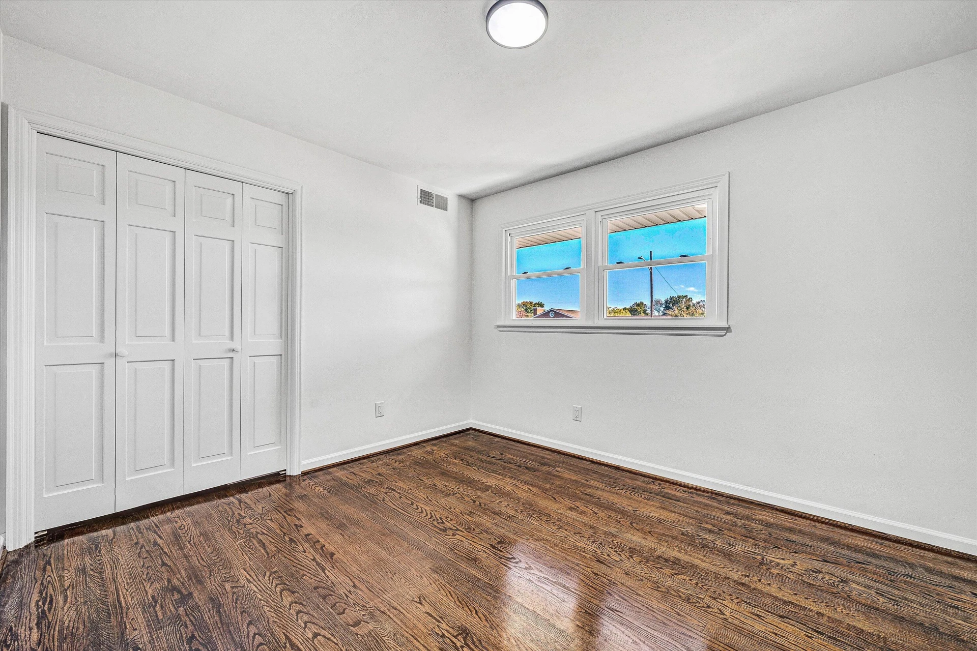 3344 Crittendon AVE NW - Photo 9