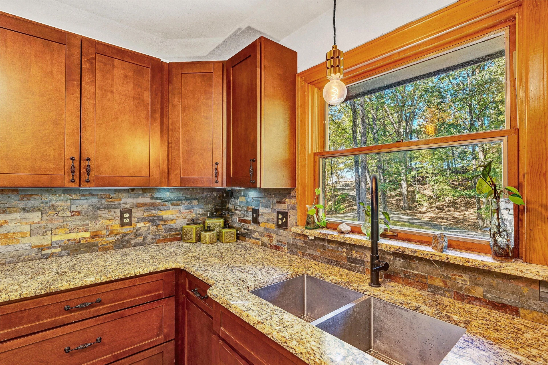 2673 Parkview DR - Photo 11