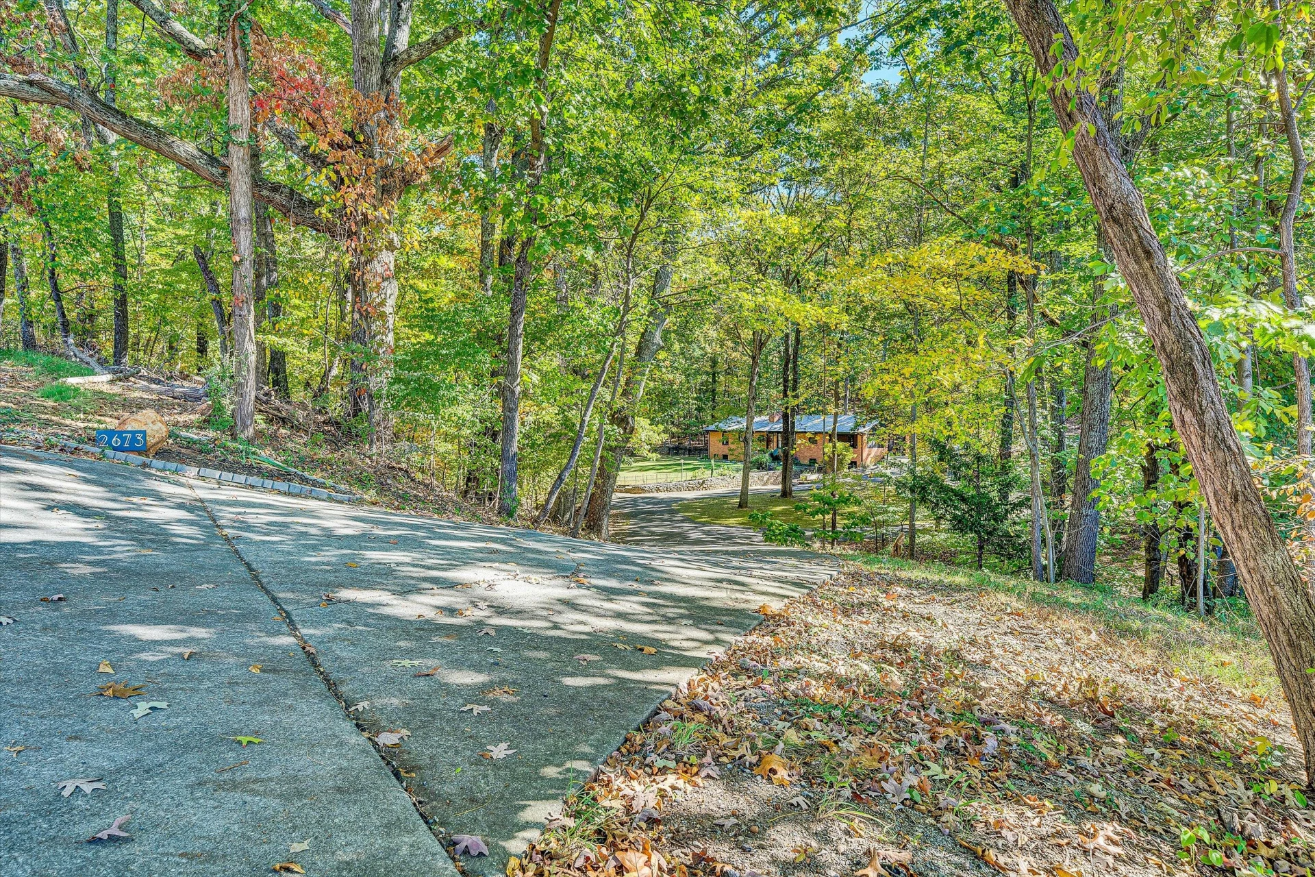 2673 Parkview DR - Photo 3