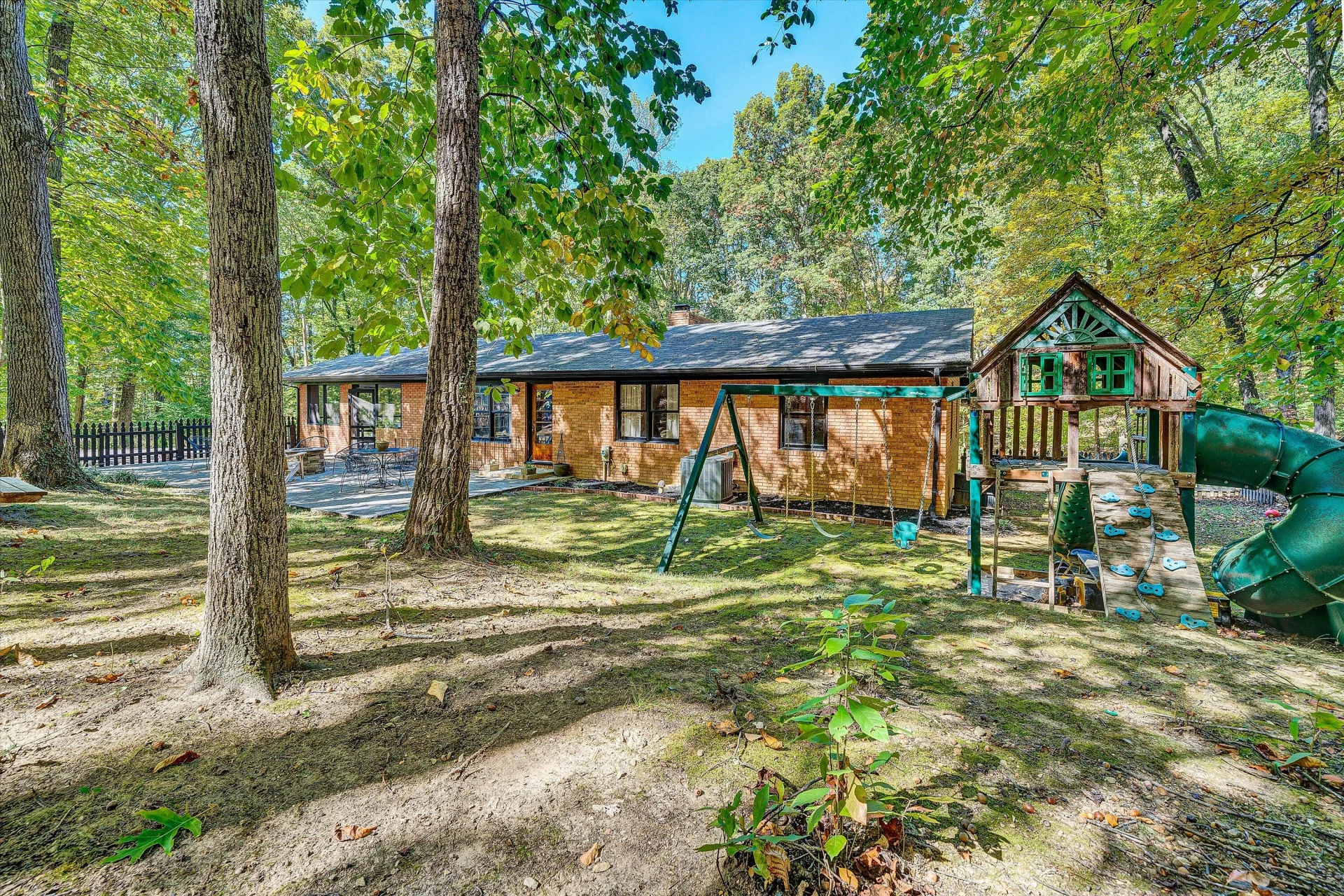 2673 Parkview DR - Photo 37