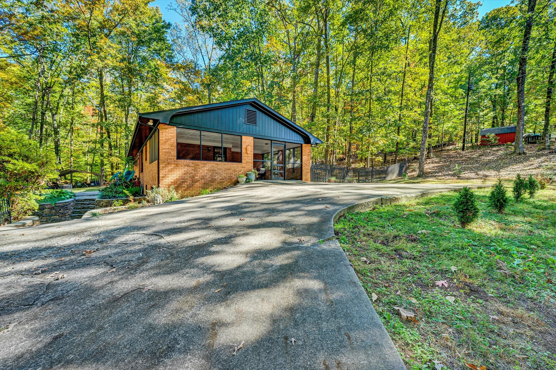 2673 Parkview DR - Photo 5