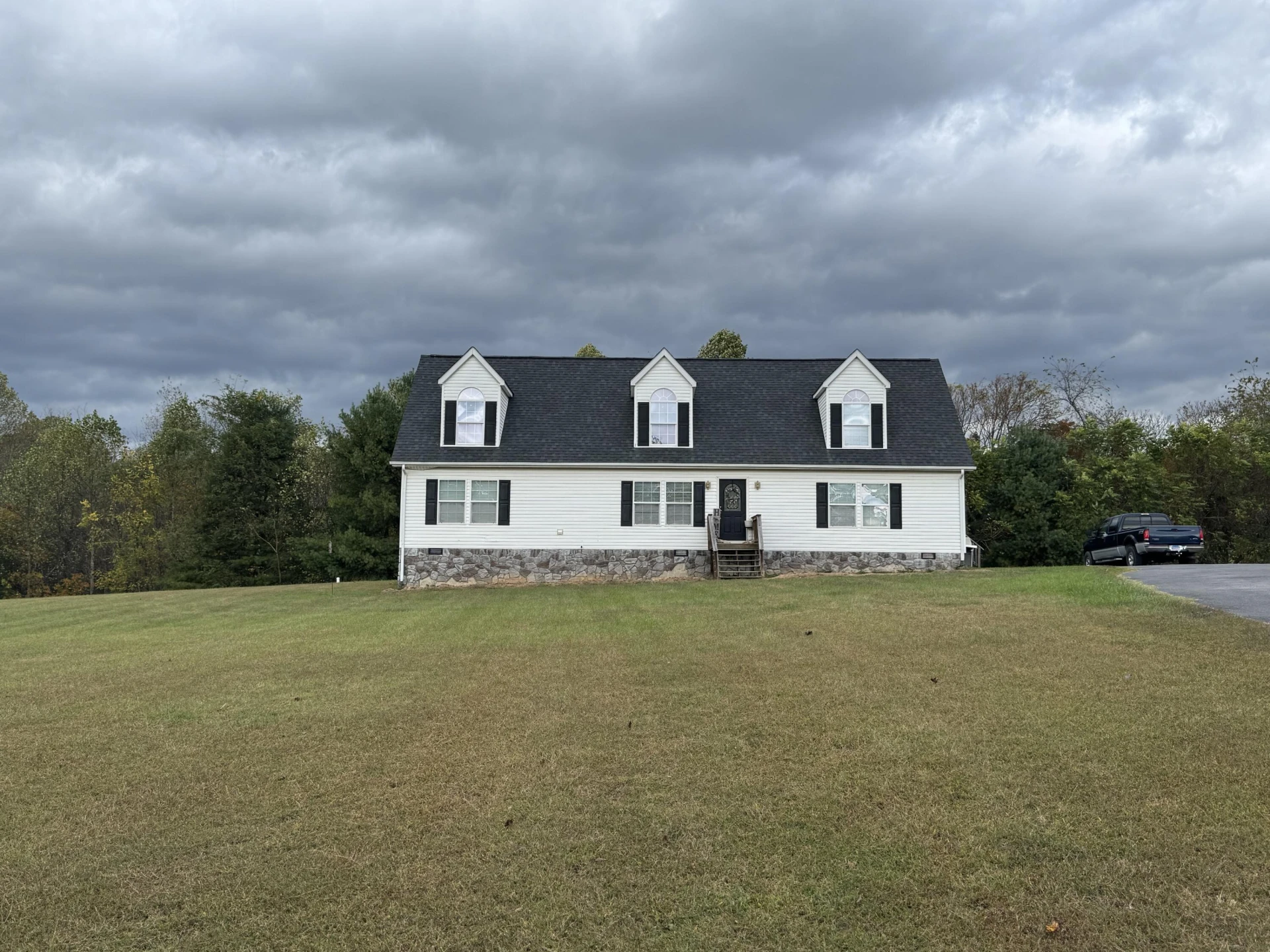 6165 Jordantown RD