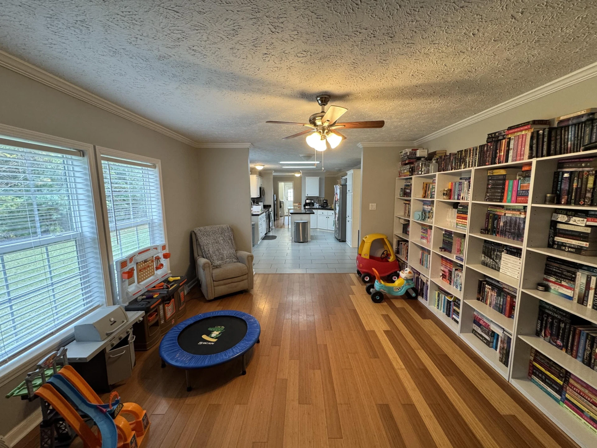 6165 Jordantown RD - Photo 15