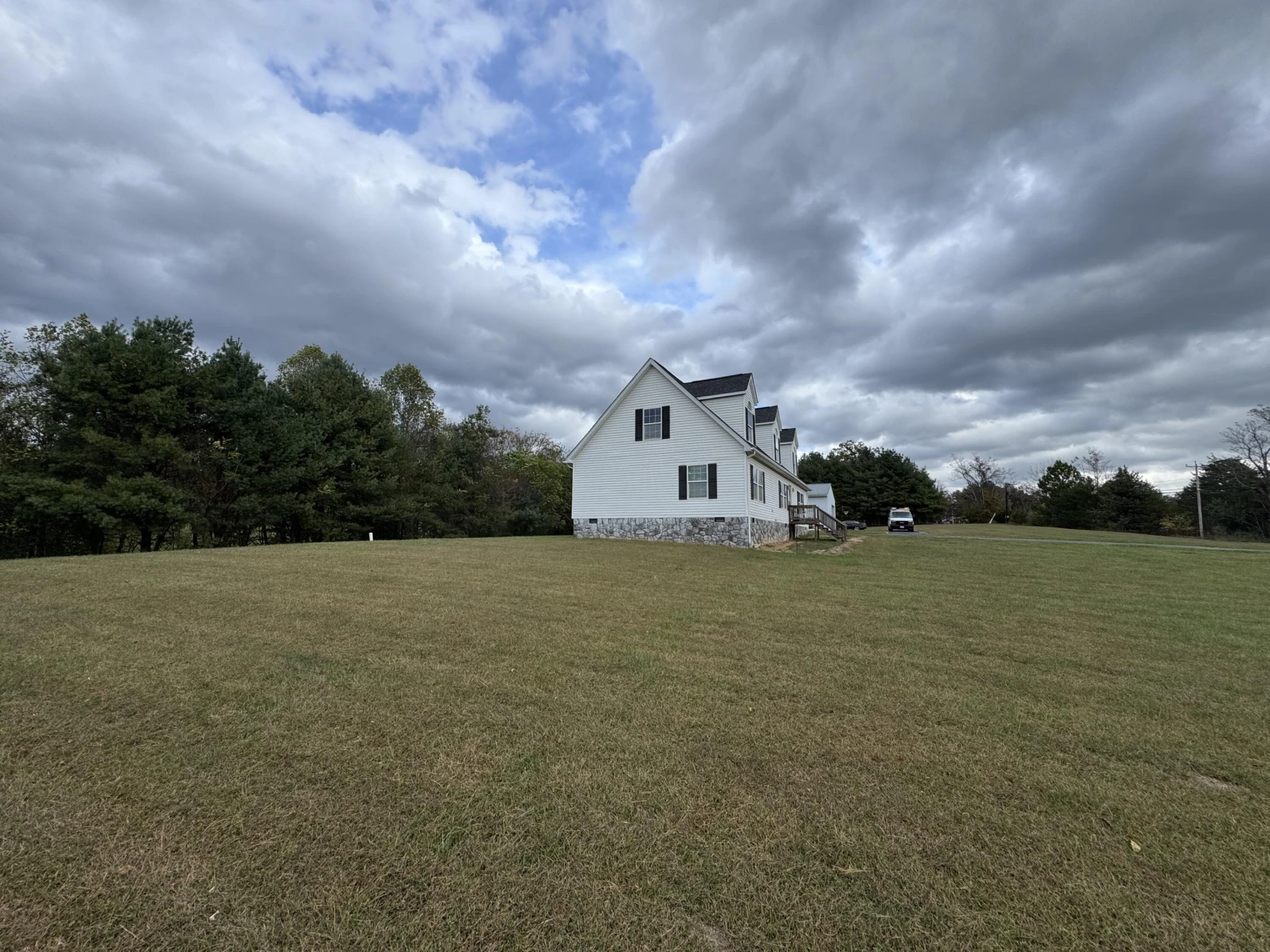 6165 Jordantown RD - Photo 4