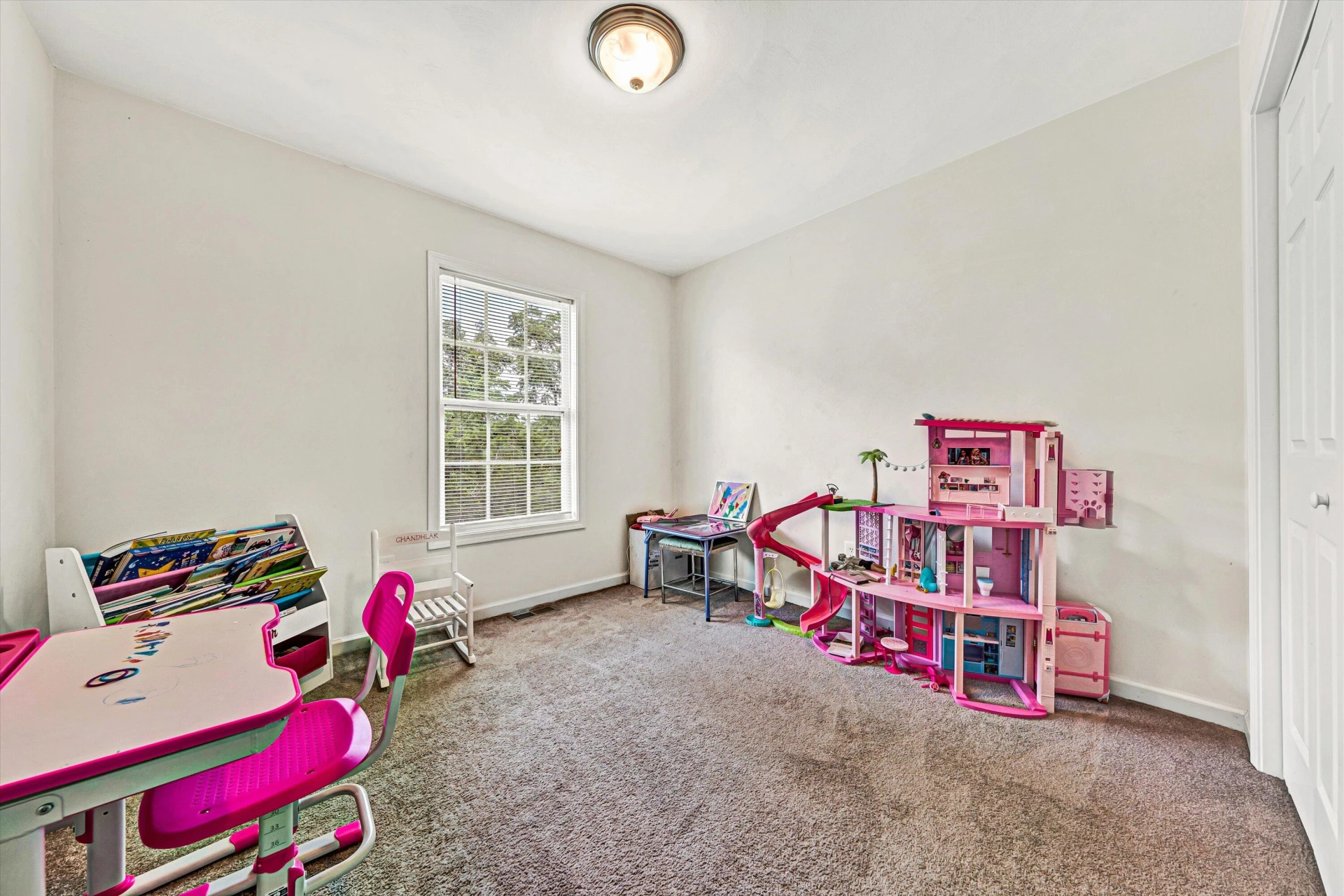 6825 Woodcreeper DR - Photo 16
