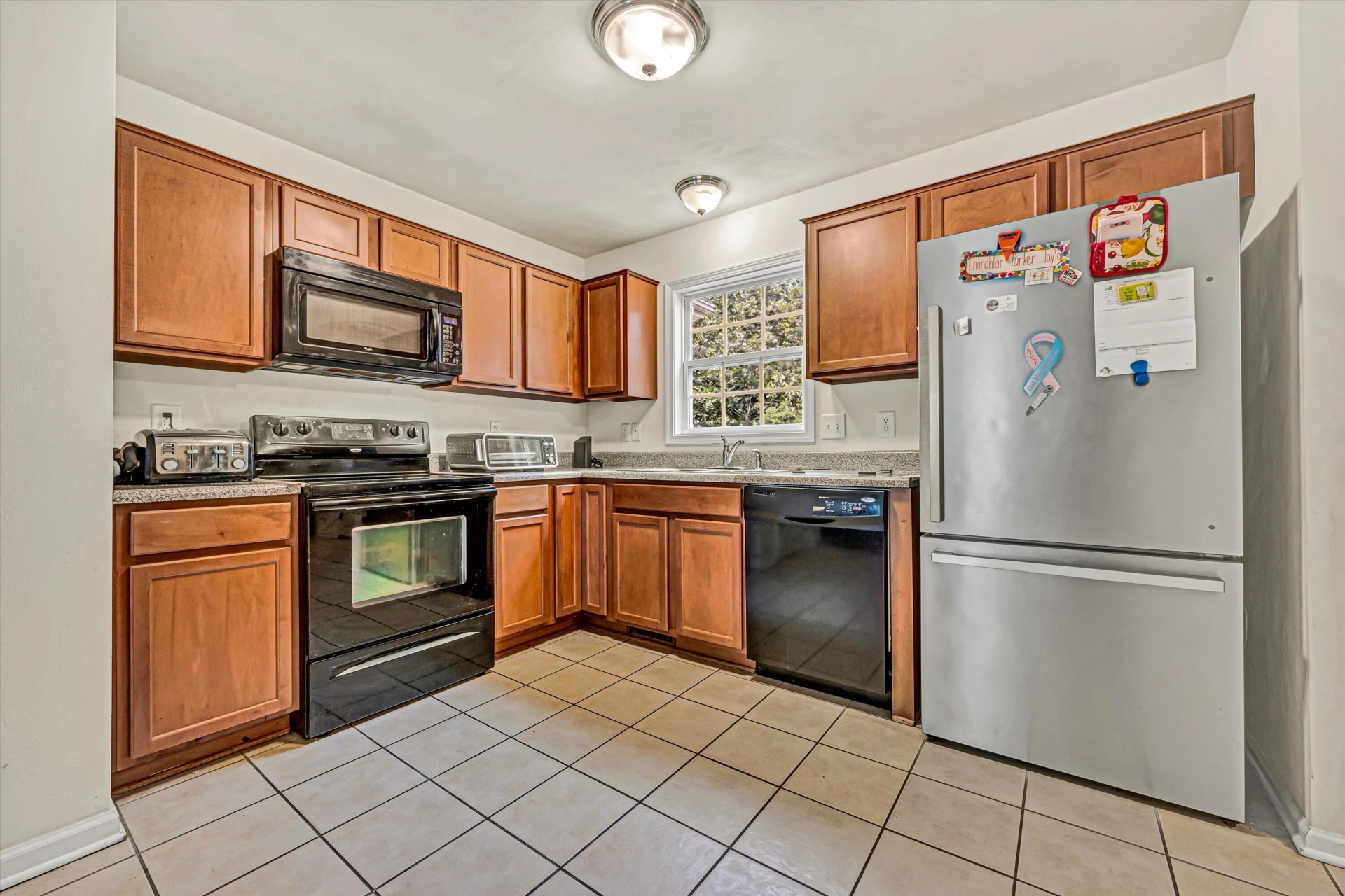 6825 Woodcreeper DR - Photo 2