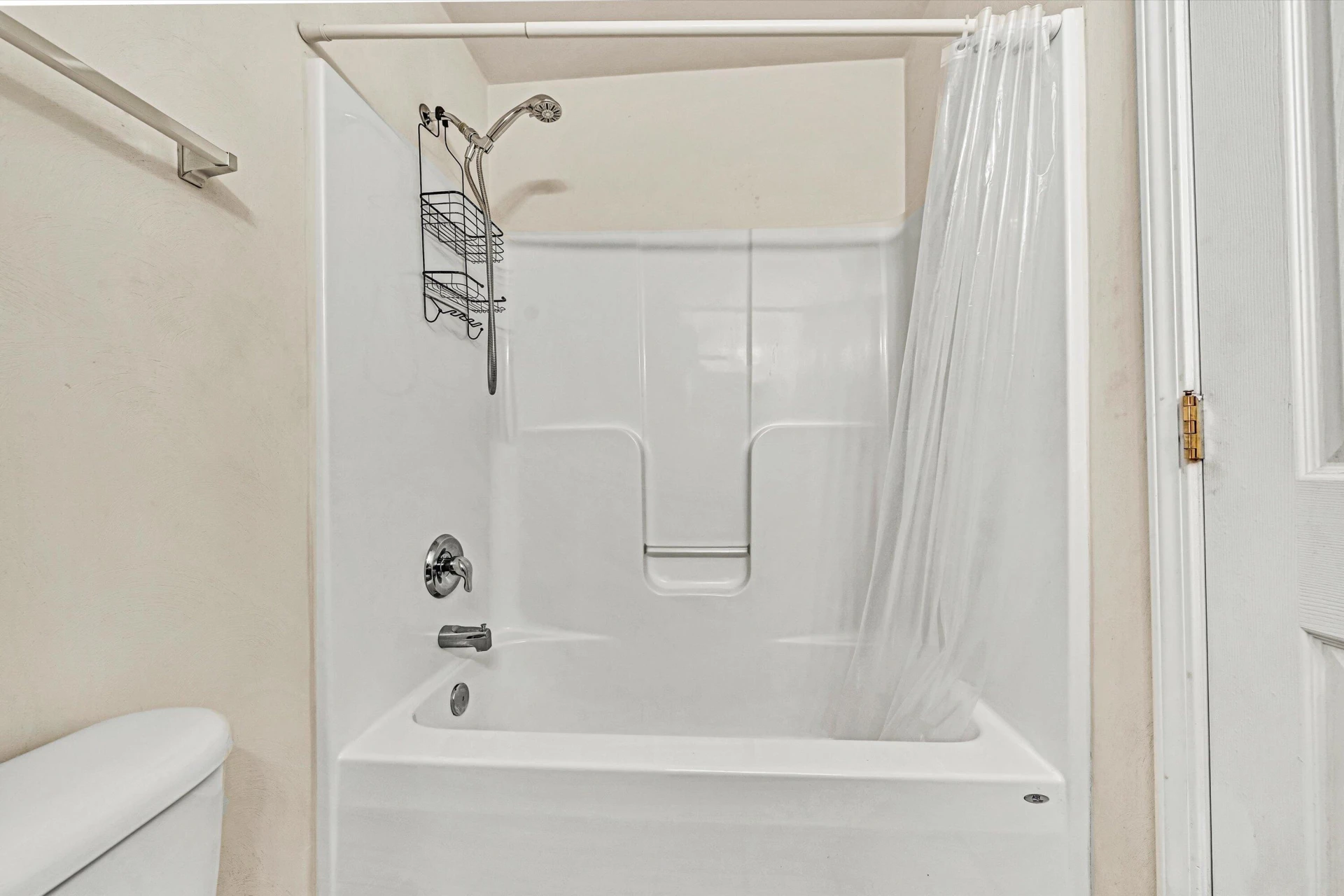 6825 Woodcreeper DR - Photo 20
