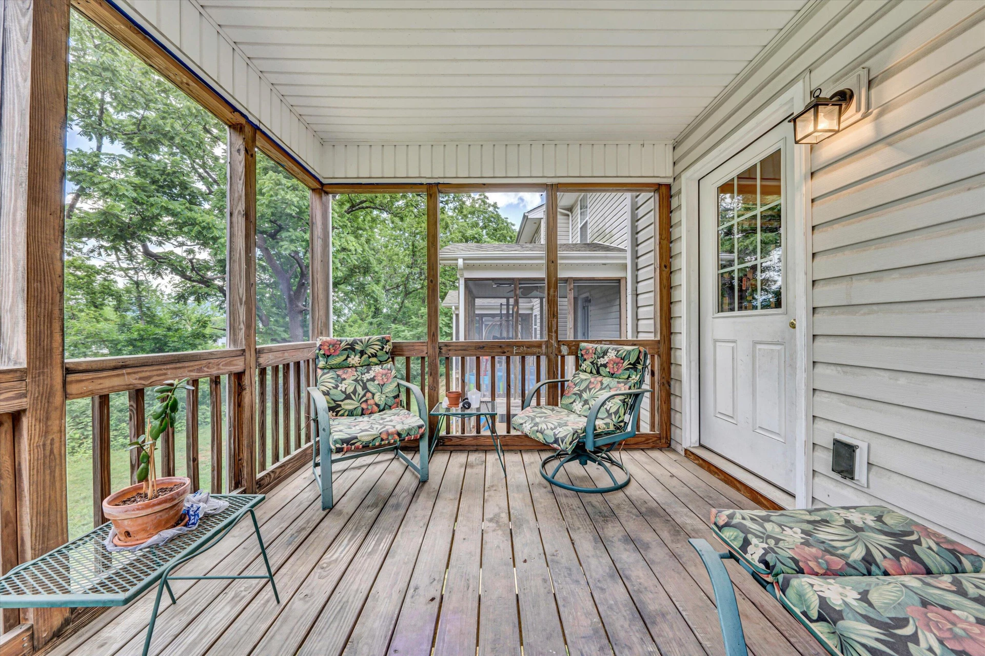 6825 Woodcreeper DR - Photo 9
