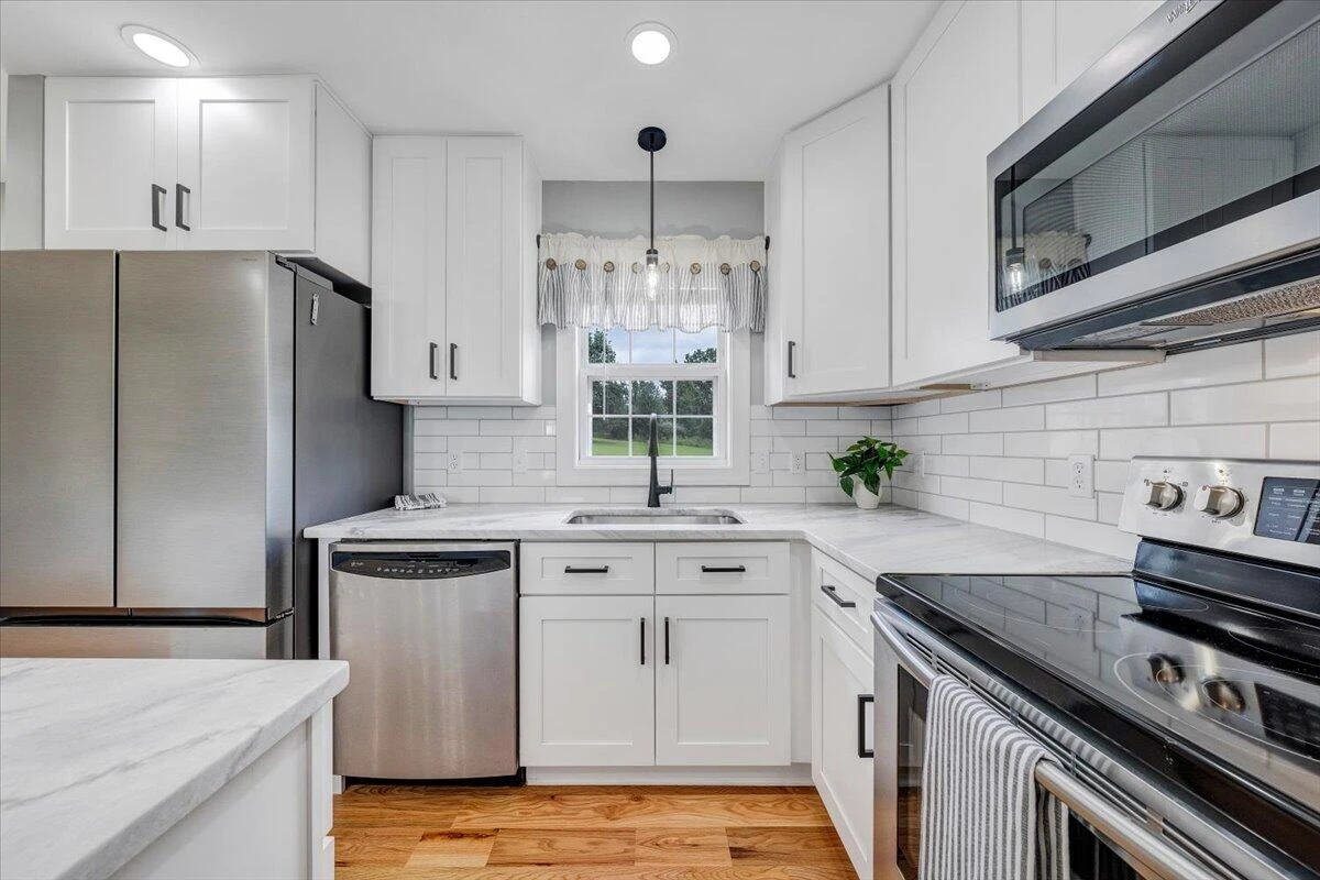 155 Mallard Cove RD - Photo 2
