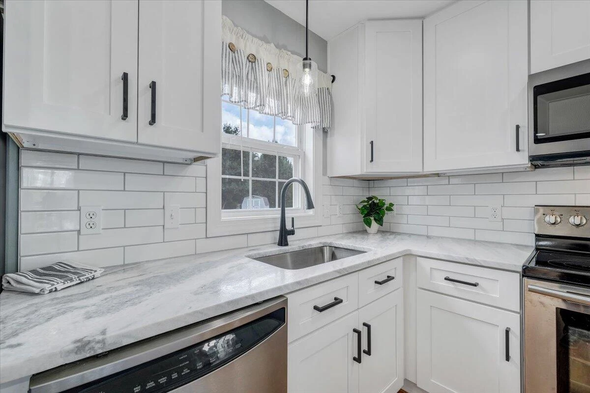 155 Mallard Cove RD - Photo 8