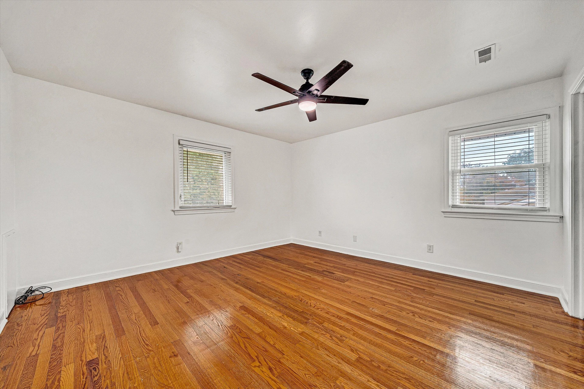4429 Ben ST NW - Photo 19