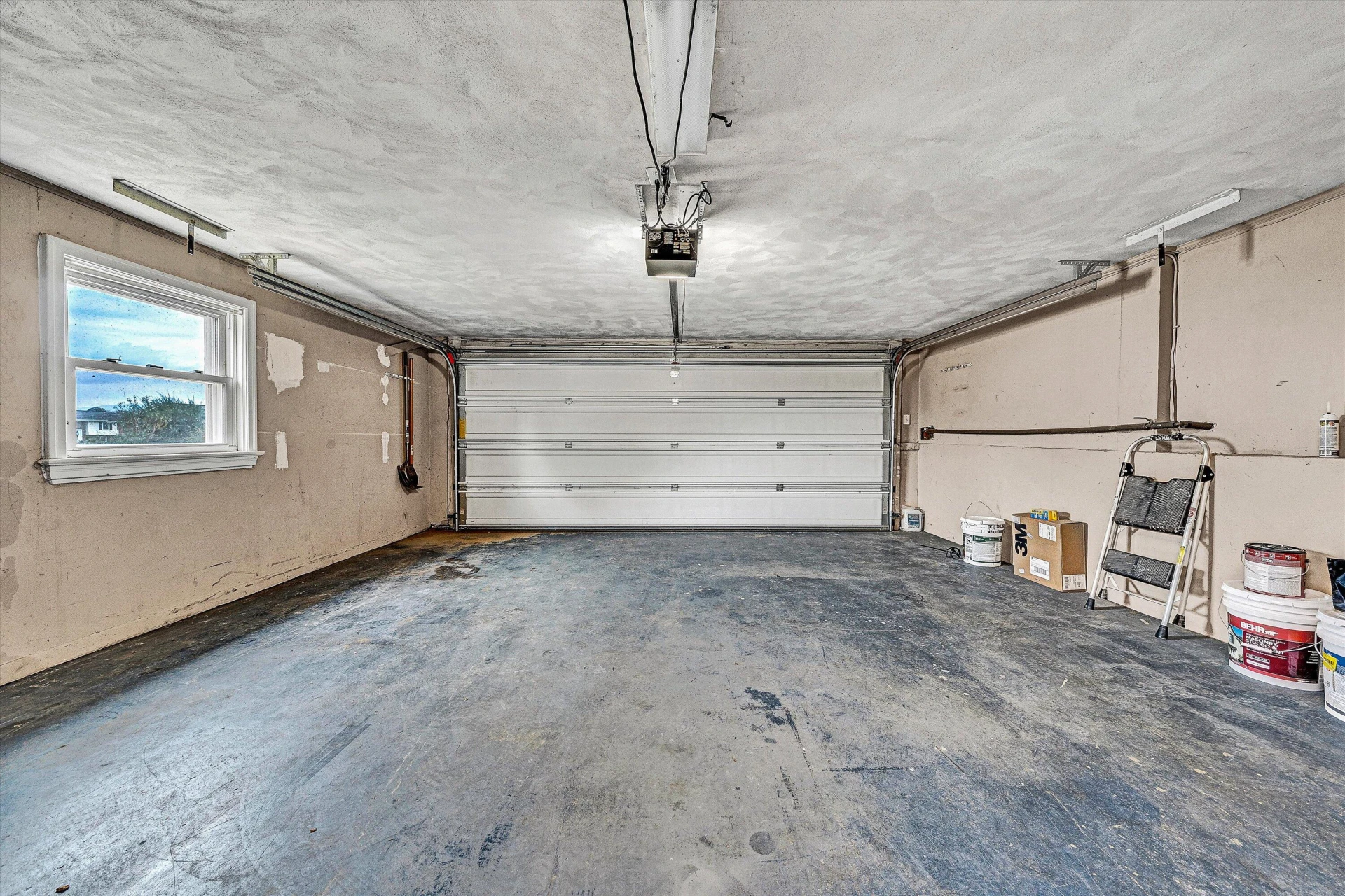4429 Ben ST NW - Photo 31