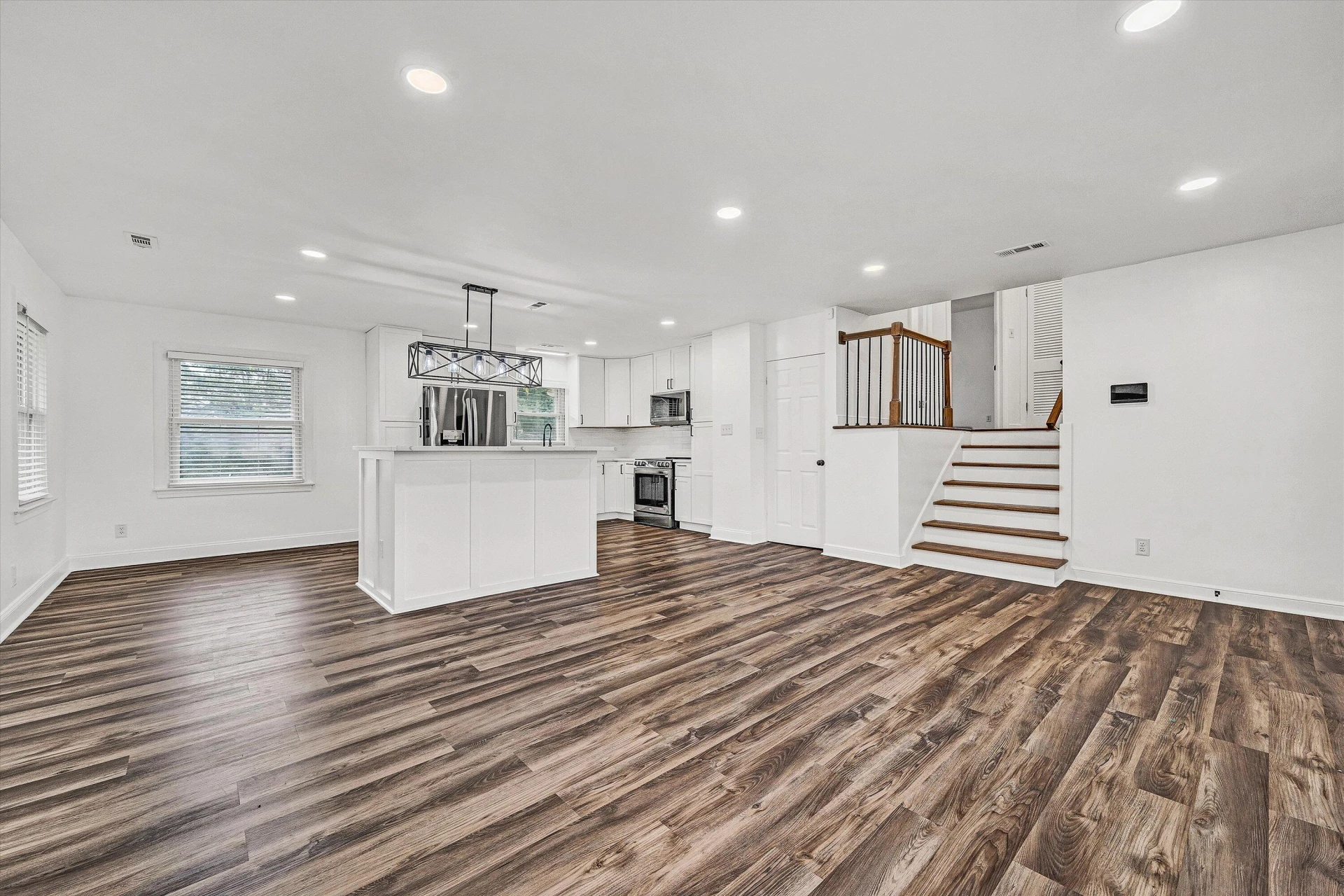 4429 Ben ST NW - Photo 6