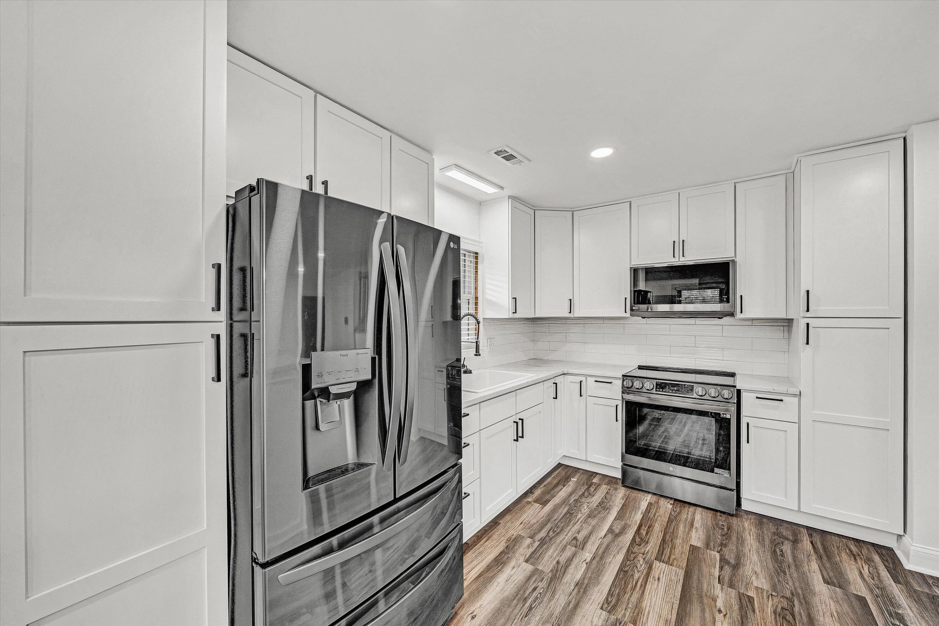 4429 Ben ST NW - Photo 9