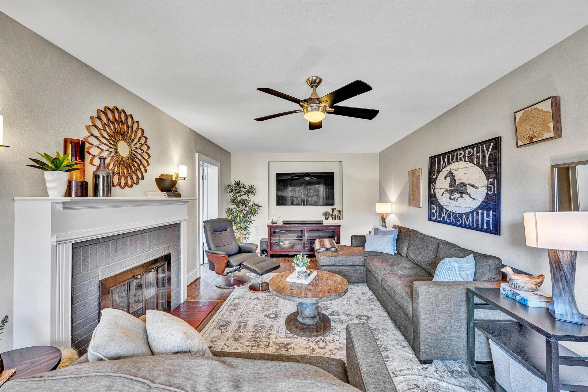 141 Lewis AVE - Photo 10