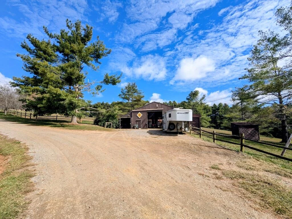 2363 Bethlehem Church RD NE - Photo 23
