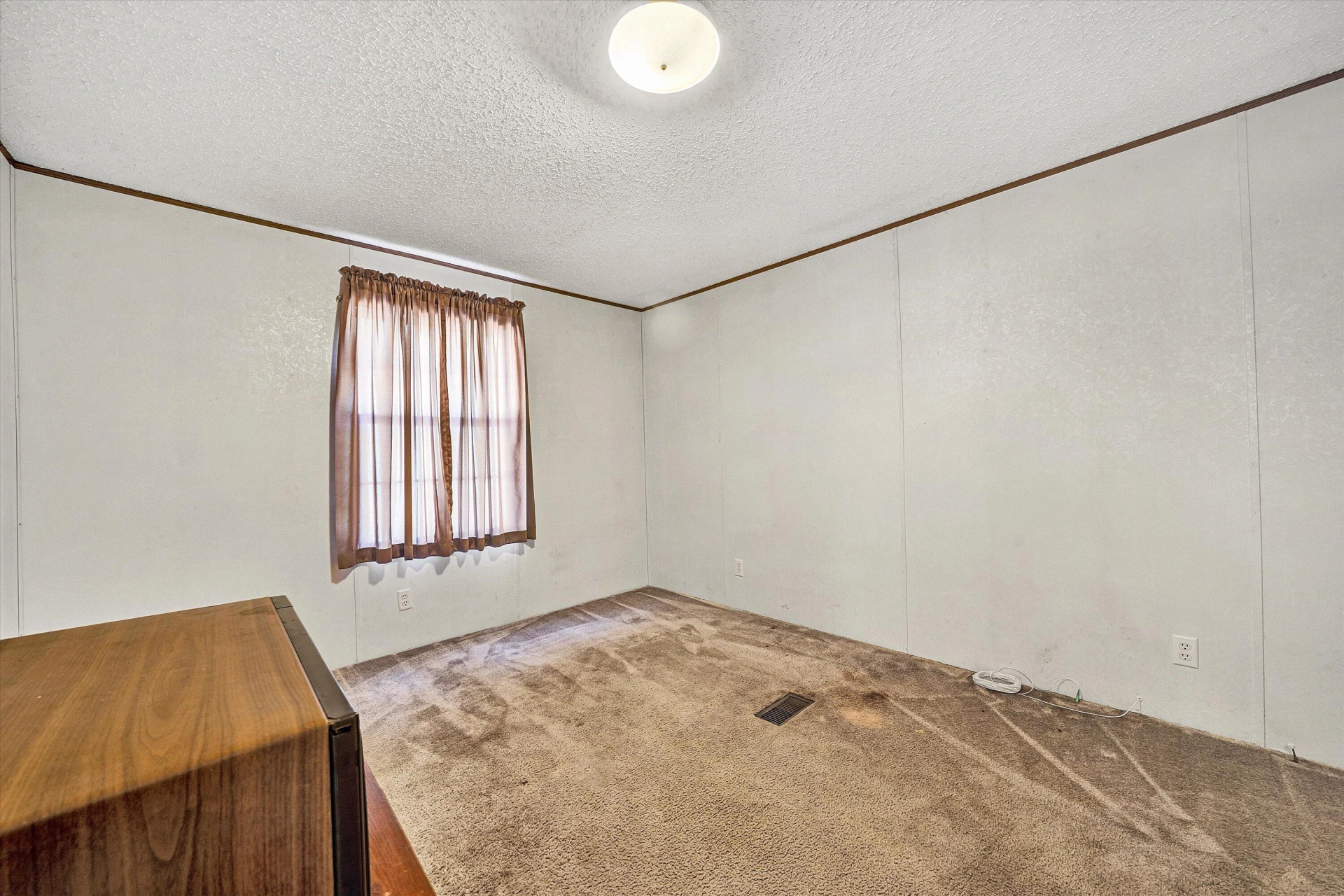 6735 BLACKSBURG RD - Photo 16