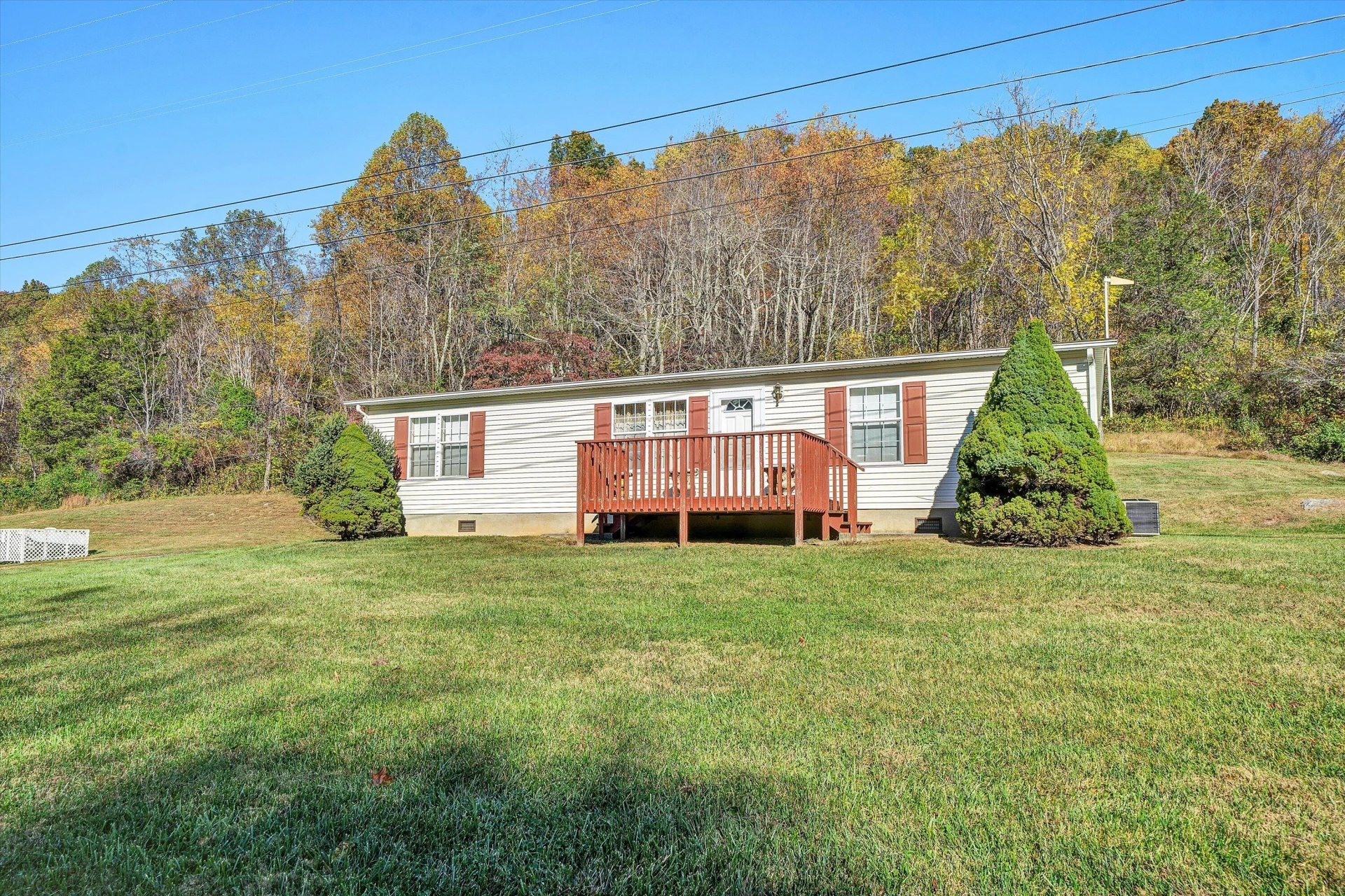 6735 BLACKSBURG RD - Photo 2