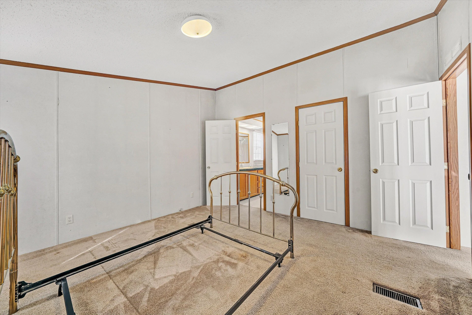 6735 BLACKSBURG RD - Photo 20