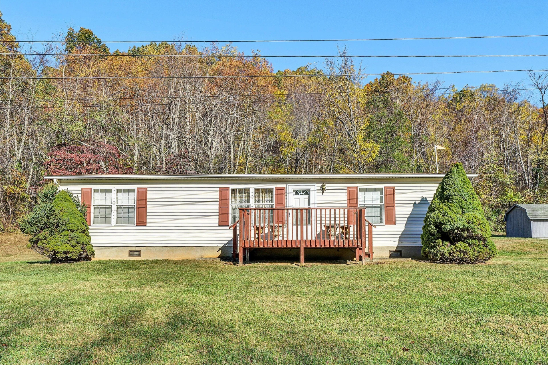 6735 BLACKSBURG RD - Photo 3