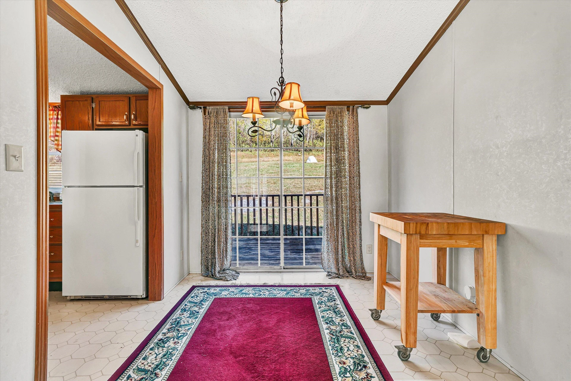 6735 BLACKSBURG RD - Photo 9