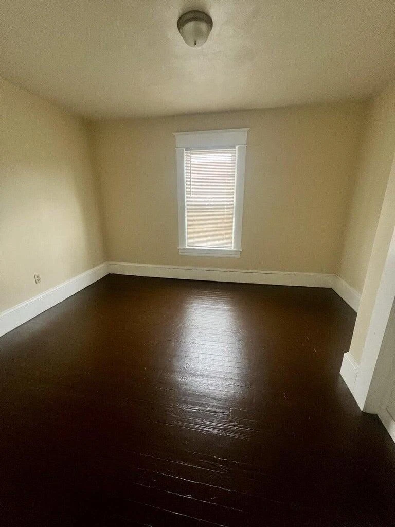 535 MADISON AVE NW - Photo 16