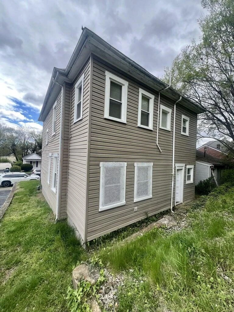 535 MADISON AVE NW - Photo 20