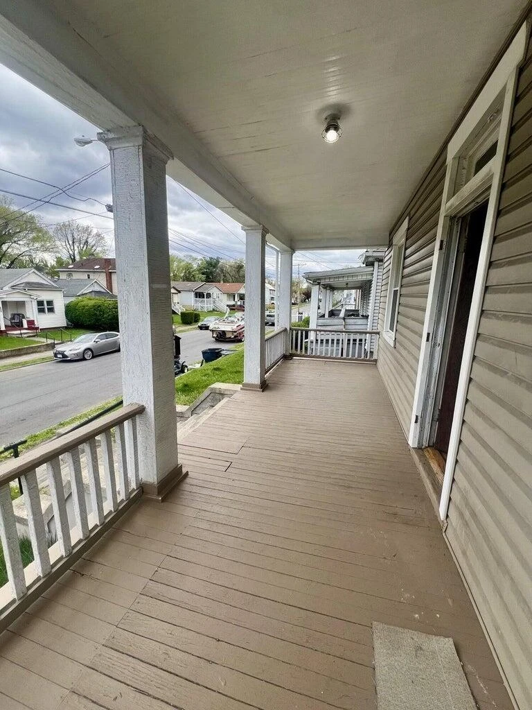 535 MADISON AVE NW - Photo 4