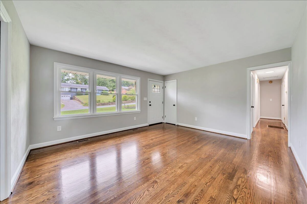 144 Maple AVE - Photo 31